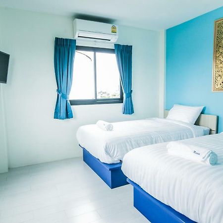 The Seven Luck Hotel Bangkok Buitenkant foto