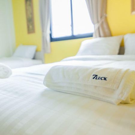 The Seven Luck Hotel Bangkok Buitenkant foto