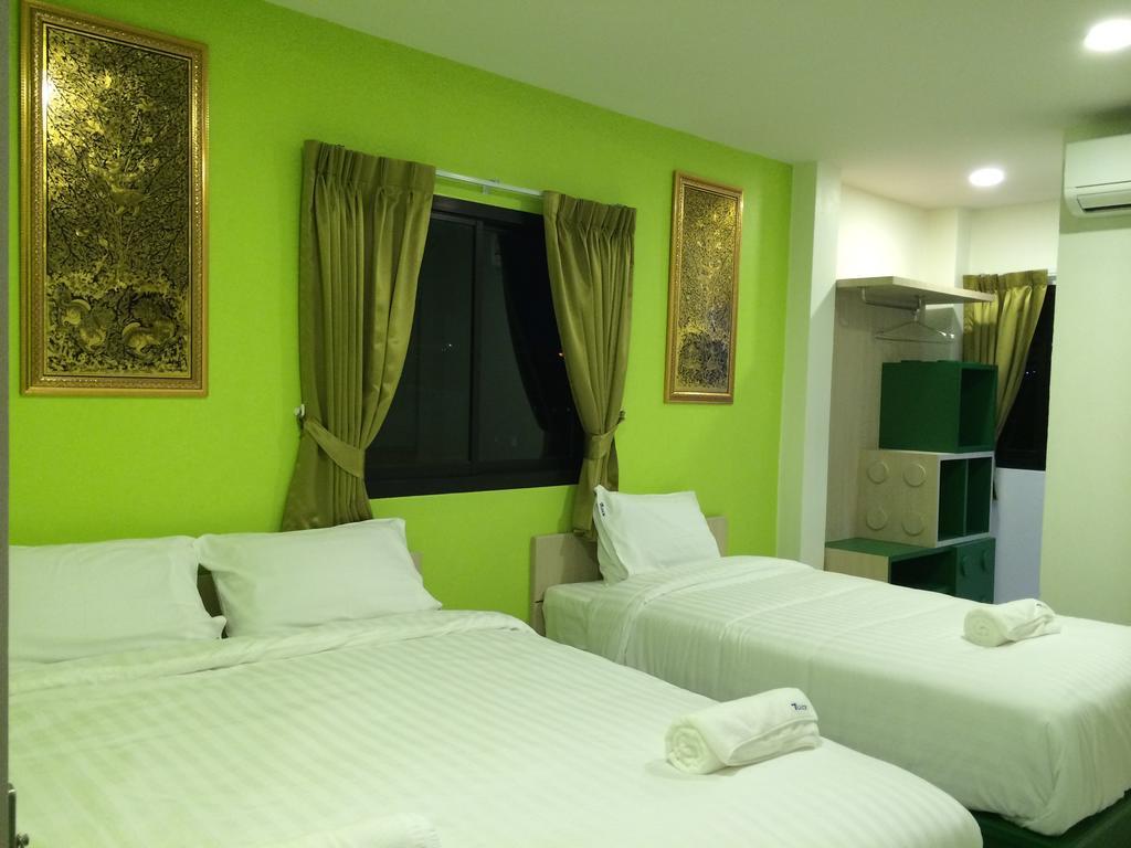 The Seven Luck Hotel Bangkok Buitenkant foto