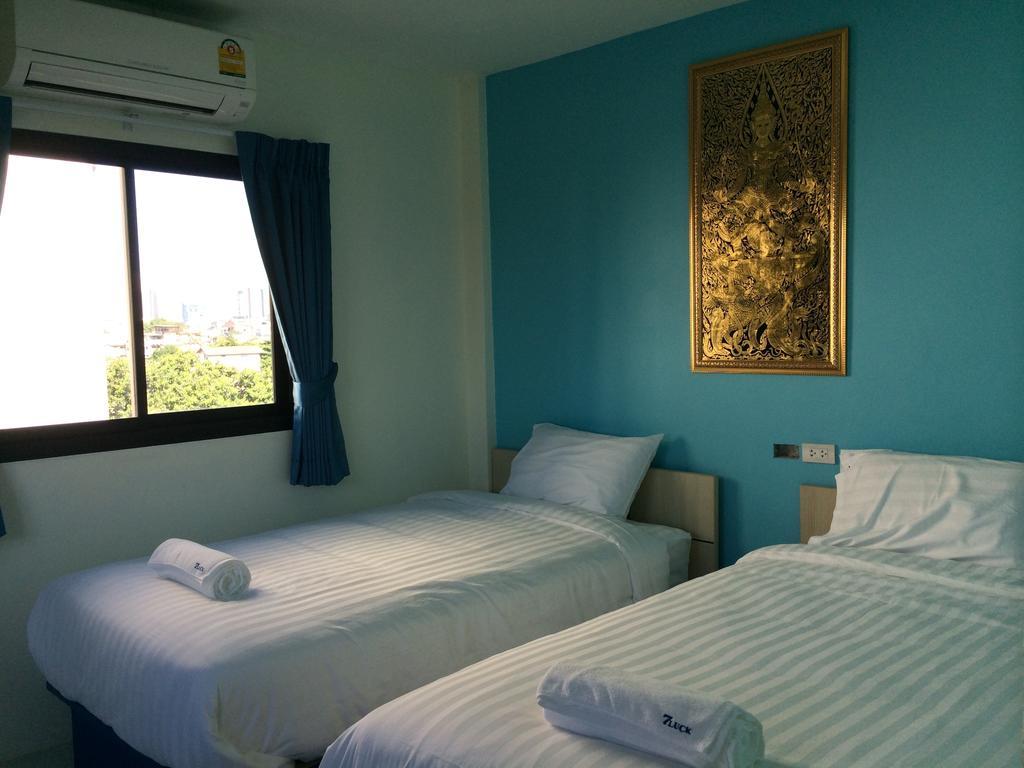 The Seven Luck Hotel Bangkok Kamer foto