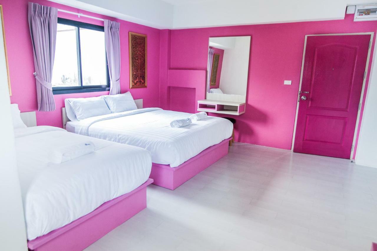 The Seven Luck Hotel Bangkok Buitenkant foto